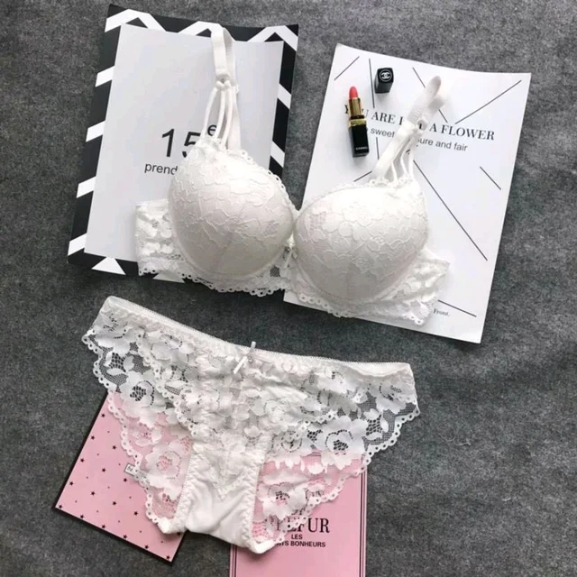 Premium Women's Padded Bra Penty Set | Net Fabric Padded Underwire Undergarments Set Lingerie | Push-Up Underbody Polyamide Set for Women - White, 28A