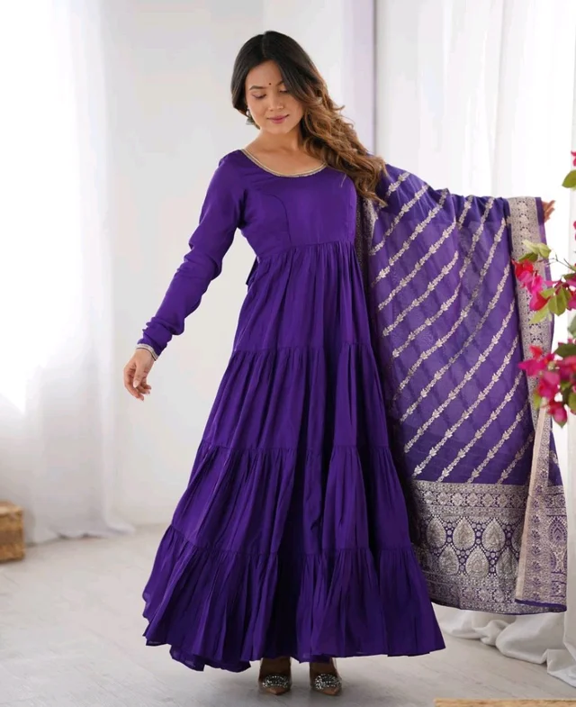 Pista Silk Gown With Jacquard Banarasi Dupatta - Daisy Bush, 3XL