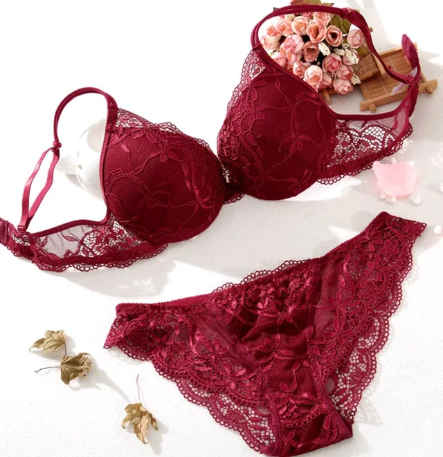 Bra & Panty Set Embroidered Black Lingerie Set - Rosewood, 40B