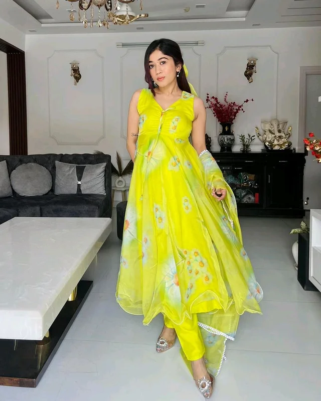 Lemon Green Color Digital Printed Anarkali Suit
- Lemon, XL