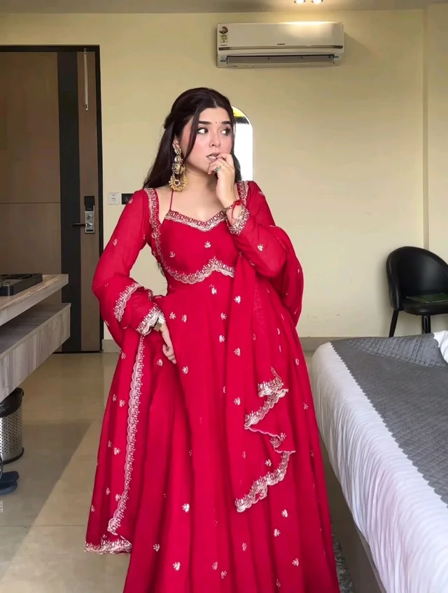 Red Georgette Embroidery Anarkali Suit Set with Dupatta Ready to Wear for Celebrations - Red, XXL