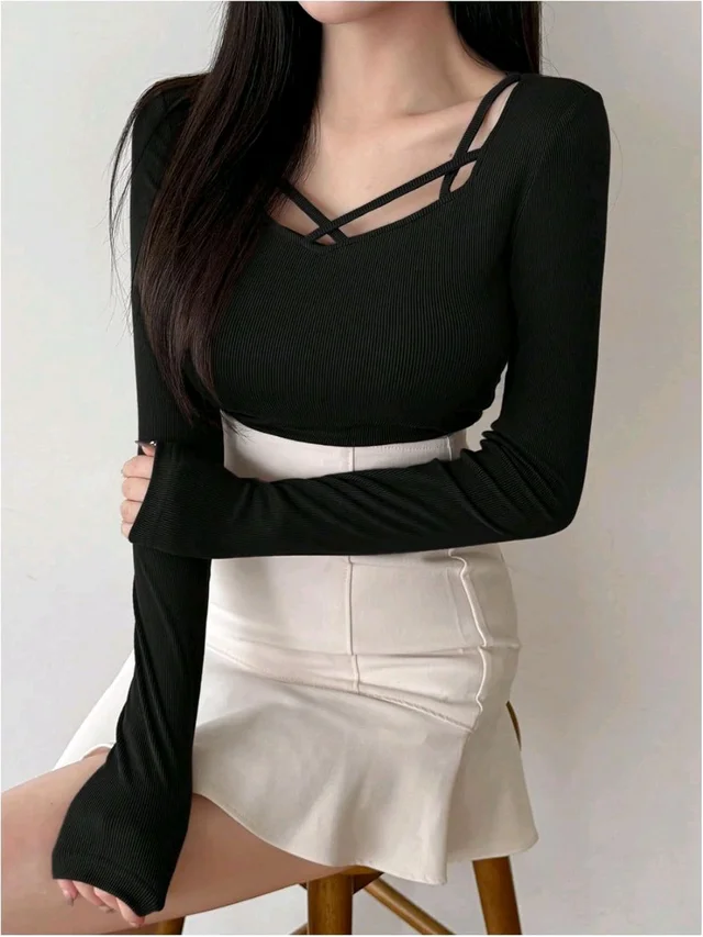 Women's Criss Cross Scoop Neck T Shirt Long Sleeve Slim Fit Dressy Casual Fall Tops - Black, M
