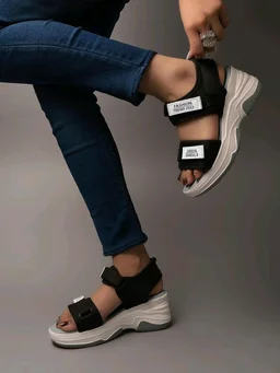 Lightweight Comfortable Daily Wear & Trendy Flatforms Pink Sandals for Girls
- Grey, IND-6