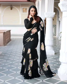 Kiyana Black Handpainted Chinon Pre Draped Saree - Free Size, Black