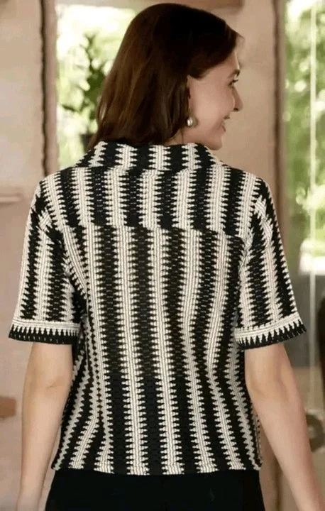 lahaba Women Oversized Fit Striped Spread Collar Casual Shirt
- M, Black