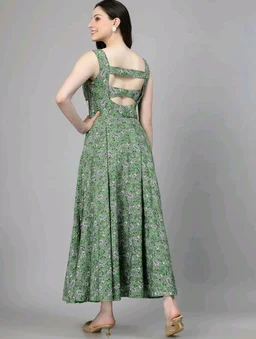 Women Ethnic Motifs Printed Cut-Outs Crepe Fit & Flare Dress - M, Green