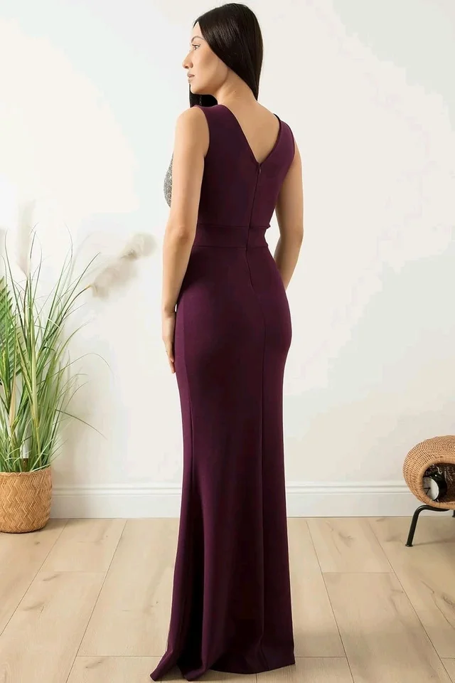 Elegant Evening Gown, V-Neck Sequin Bodice, Floor Length Black Mermaid Dress - L, Maroon