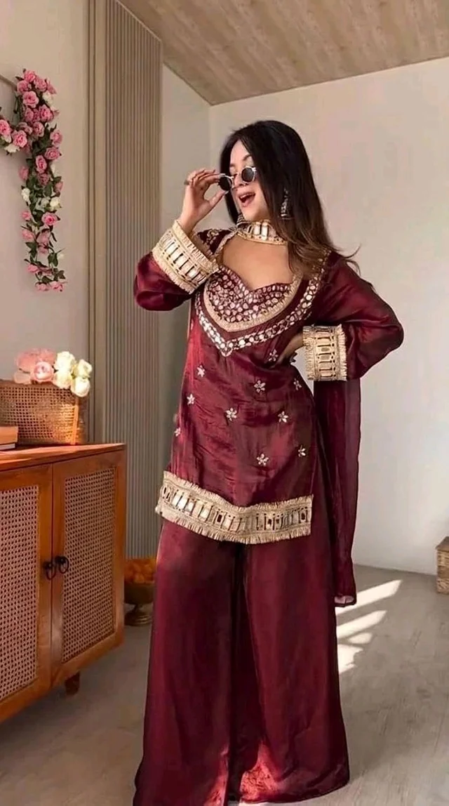 LookMark Women's Chinon Printed Kurta Set | Kurti with Pants | Ethnic Traditional Outfit - M, Wine