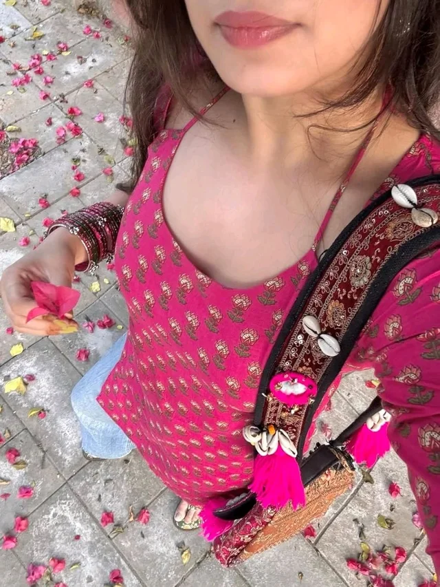 Women Beautiful Printed Corset Straight Short Kurti - XS, Maroon Flush