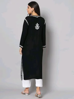 Womens Hand Embroidered Lucknowi Chikankari Rayon Kurta - S, Black