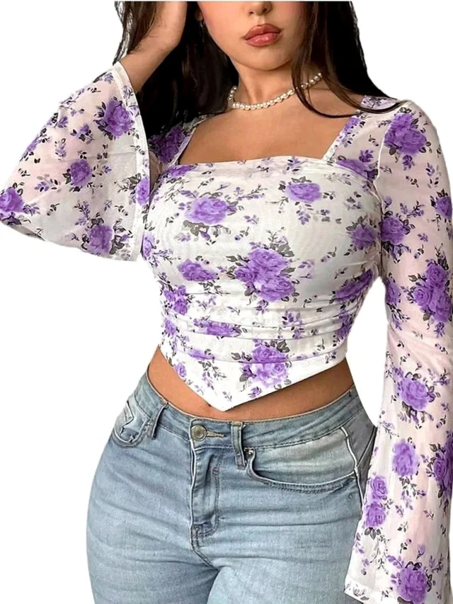 Women Floral Printed Bell Sleeve Square Neck Slim-Fit Crop Top - M, Wisteria