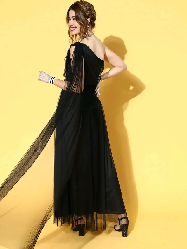Women Attractive Peach Solid One-Shoulder Dress - 4XL, Black