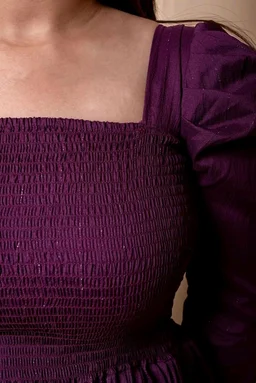 Women's Pleated Maxi Dress for Special Occasions, Square Neck, Puff Sleeves, Midi Length - L, Plum