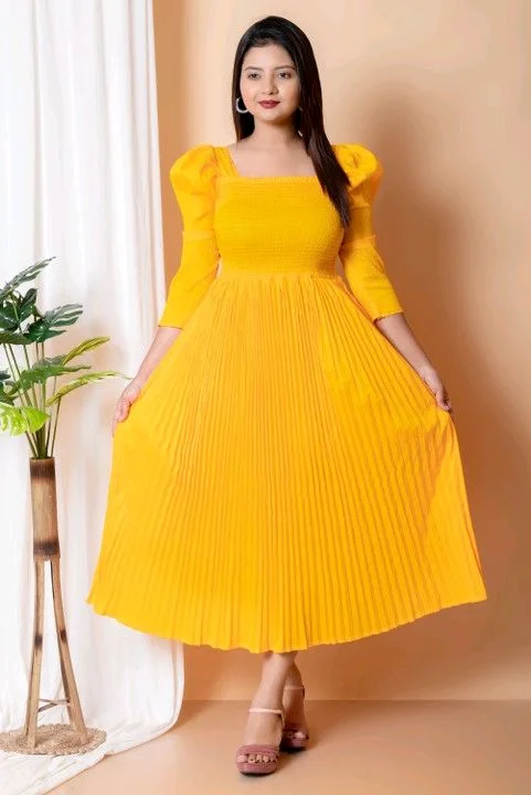 Women's Pleated Maxi Dress for Special Occasions, Square Neck, Puff Sleeves, Midi Length - XS, Yellow Orange