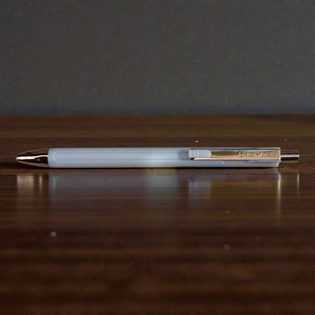Unomax Clicktron Gold RT Ball Pen