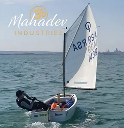 DAFMAN OPTIMIST RACER SAILING BOAT