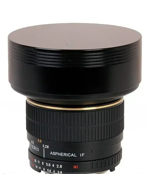 SAMYANG 14 MM 2.8 LENS (EF CANON MOUNT)