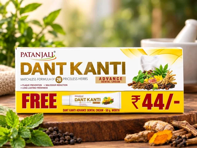 Patanjali Dant Kanti Advance Dental Cream, Free Dant Kanti Advance Dental Cream - 50g, Worth ₹ 44