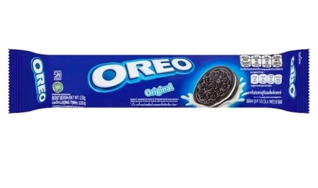 Oreo Chocolatey Sandwich Biscuits 