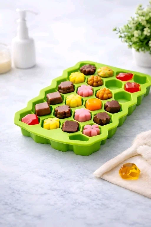 Honeycomb Ice Cubes Tray (13 Cavity)