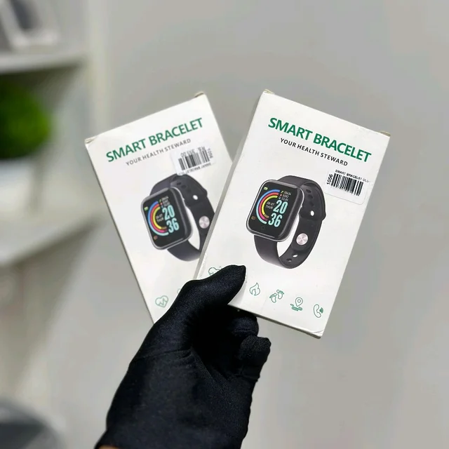 Buy 1 Get 1 Free Offer, Bluetooth Fitness Smart Watch for Men Women Smartwatch Smartwatch (Black Strap, Free Size)