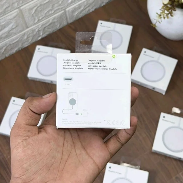 Magsafe Wireless Charger For iPhones, The Perfectly Aligned Magnets Attach To Your Airpods Or Iphone