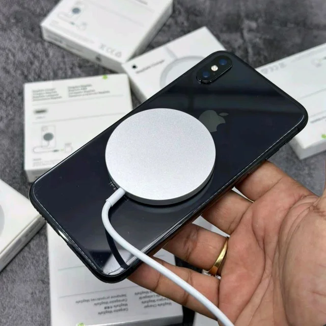 Magsafe Wireless Charger For iPhones, The Perfectly Aligned Magnets Attach To Your Airpods Or Iphone