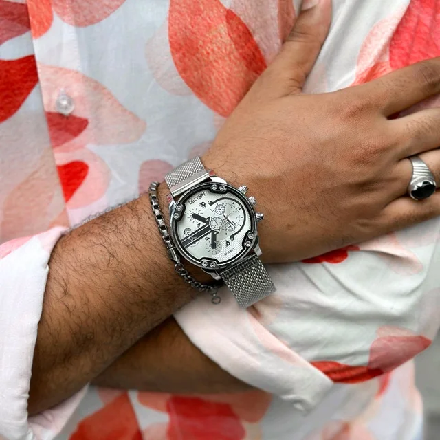 Delton Analog Quartz Movement Collection With High Quality Strap Best finishing Body & Case - White