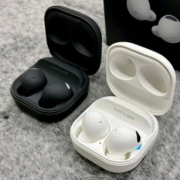 Most Awaited Budget Combo | Active 2 Amoled Display Smartwatch And Buds 2 Pro Best Quality Earphone - Silver/White