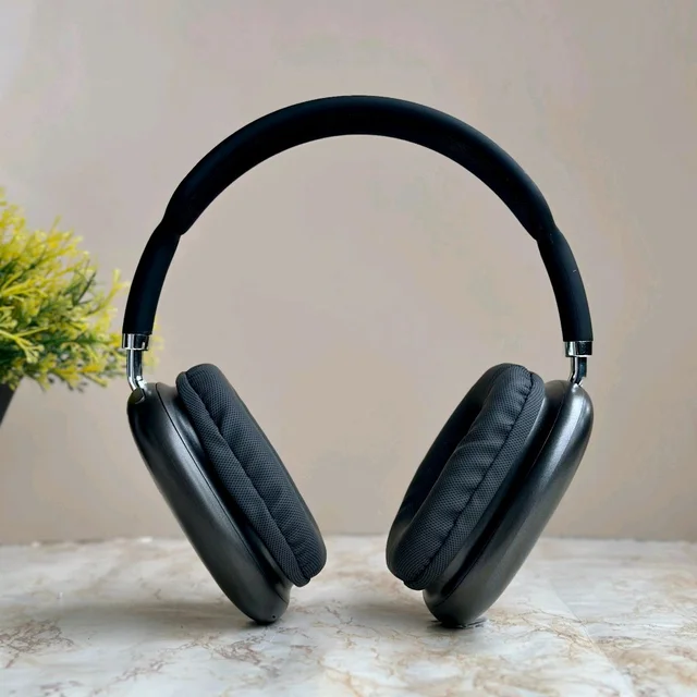 Max High Quality With Popup Window, Carrying Pouch, And High Sound Quality With Mic