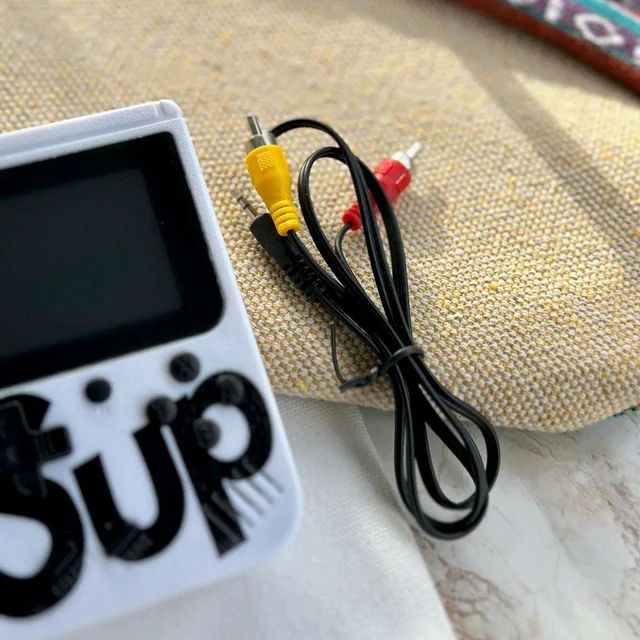 Handheld Video Game Console, Retro Mini Game with 400 Classic Sup Game TV Compatible for Kids, Rechargeable 8 Bit Classic