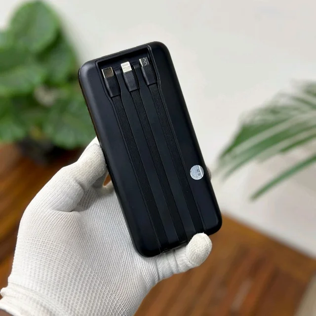Original Soroo PB-184 12 Watt 10000mah Portable Powerbank With 3 Built-in Charging Cables and 4 Outputs