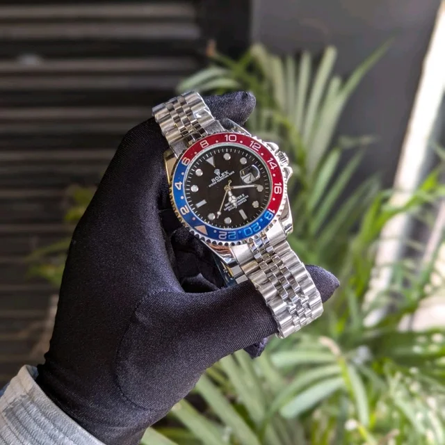 Analog Day Date High Quality Quartz Movement Collection With High Quality Strap Best finishing Body & Case - SRH1
