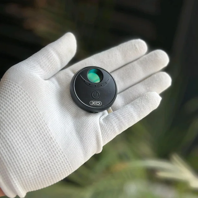 XO-CRP02 Hidden Camera Detector – Portable Anti-Spy Privacy Protection Device