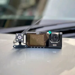 BLACK BOX HD 1080P Traffic Recorder – Dual Camera Dash Cam with Night Vision & Loop Recording