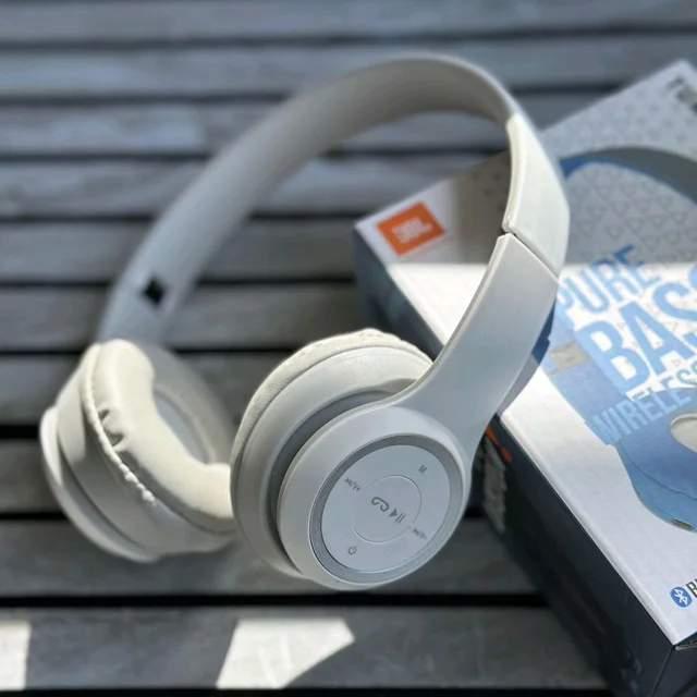 Wireless Earphone Headphones With Microphone Lightweight, For Music Lovers & Professionals - Suitable for Travel, Office & Home, 5-6 Hours Playback Time, High Quality Model - Gray
