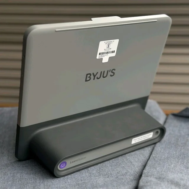 Byju's Smart Tab Wifi 10 inch Display (4GB, 32GB)
