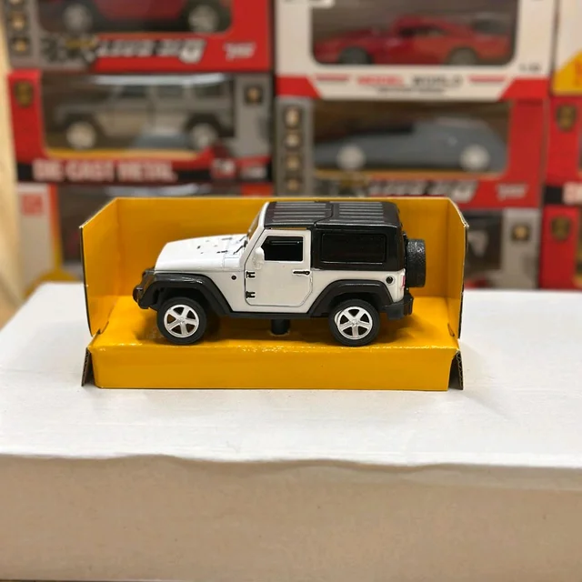 Die-Cast Toy Cars – Realistic Pull-Back Models with Openable Doors | Display-Ready Collectibles for All Ages - STB1