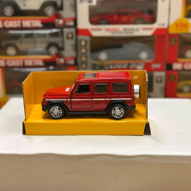 Die-Cast Toy Cars – Realistic Pull-Back Models with Openable Doors | Display-Ready Collectibles for All Ages - STB6