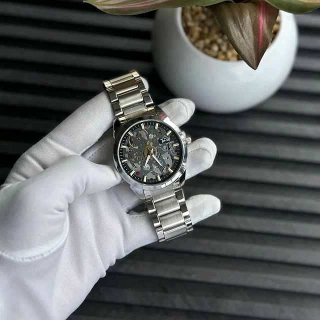 WooTime Analog Quartz Movement Collection With High Quality Strap Best Finishing Body & Case - Silver