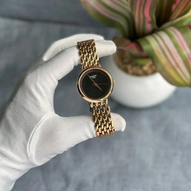 Most Demanded Analog Quartz Movement Collection With High Quality Strap Best finishing Body & Case - Black