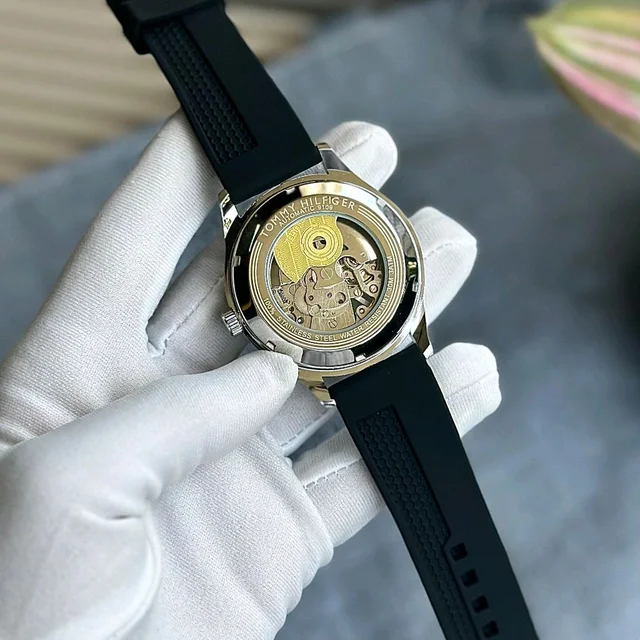 Analog Automatic Top Quality Collection With High Quality Strap Best Finishing Body & Case - White