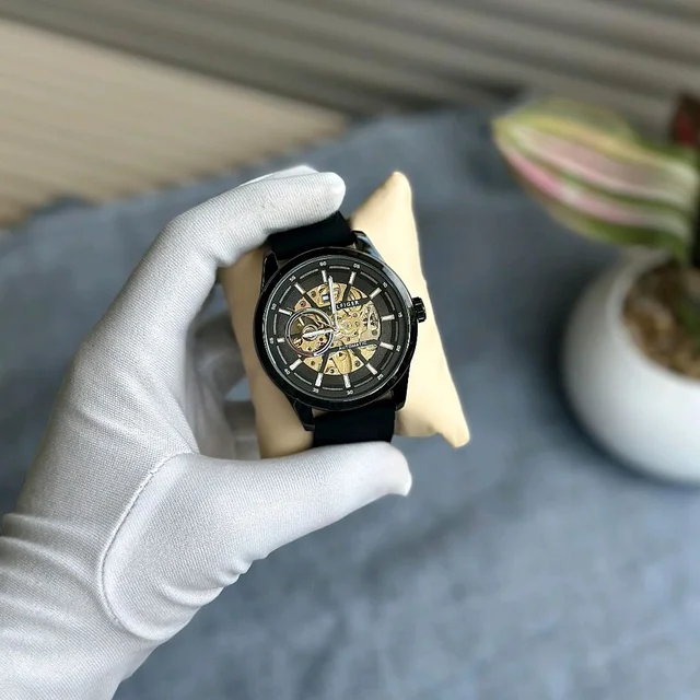 Analog Automatic Top Quality Collection With High Quality Strap Best Finishing Body & Case - Gold