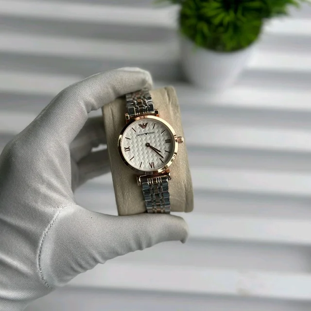 Analog Slim High Quality Quartz Movement Watch - SRB8