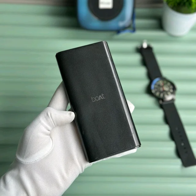 Most Awaited Combo, Hitage Bluetooth Speaker, Portable Power Bank And Analog Quartz Watch