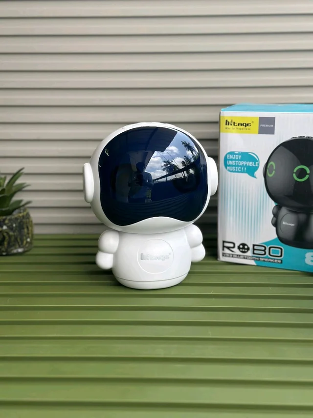 Hitage Robo 8W Bluetooth Speaker with RGB Lights, FM & USB Support
- White