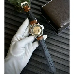 Analog Automatic Top Quality Collection With High Quality Strap Best Finishing Body & Case - White