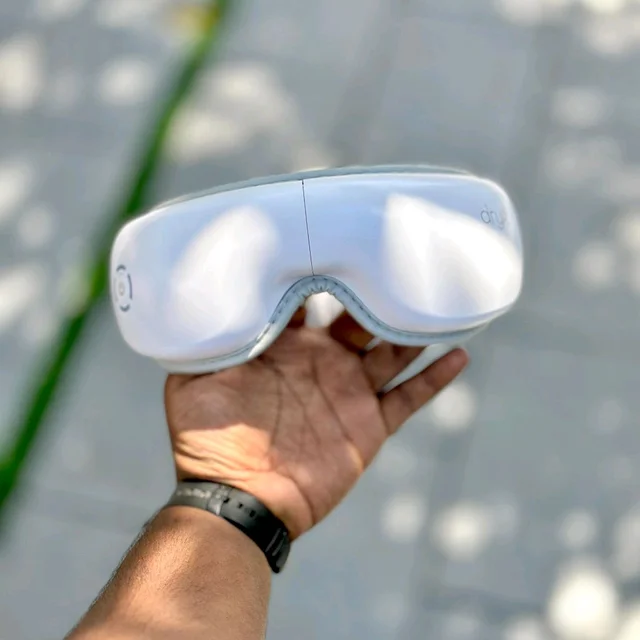 Intelligent Eye Massager – Relax, Refresh & Recharge Your Eyes