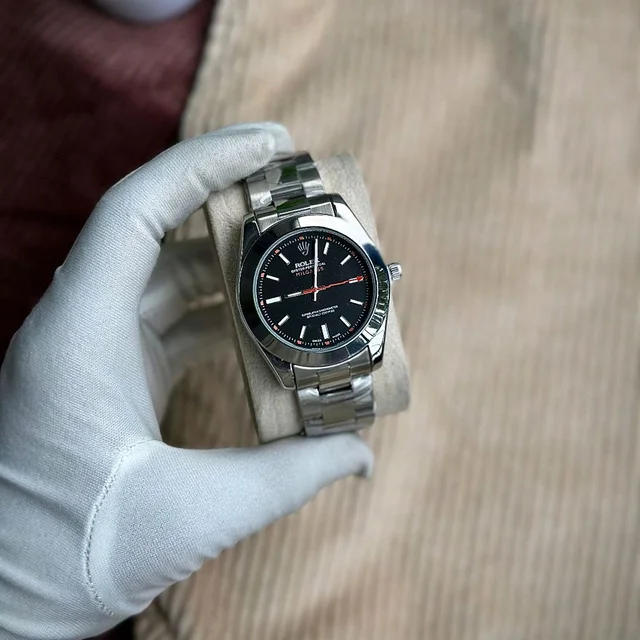 Analog Quartz Movement Collection With High Quality Strap Best Finishing Body & Case - Black