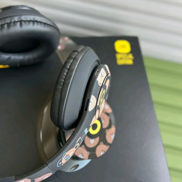 Bluetooth On Ear Headphones with Mic with 6 Hours Battery Backup, Original Box Packaging - Black